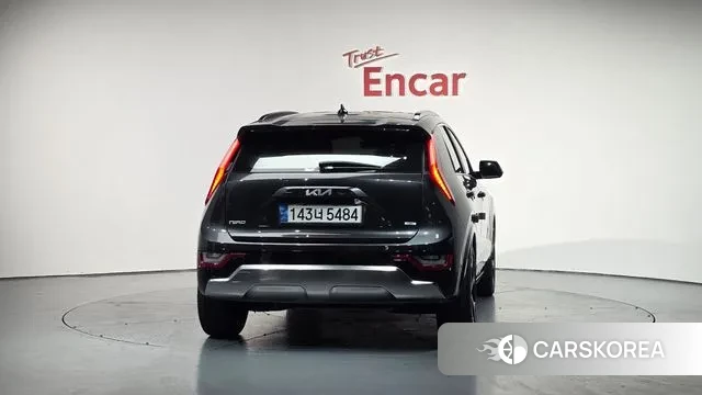 Kia Di Ol Nu Niro id 3406228 из Кореи 13