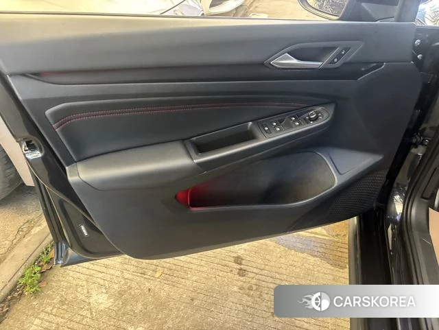 Volkswagen Golf GTI id 4313491 из Китая 8