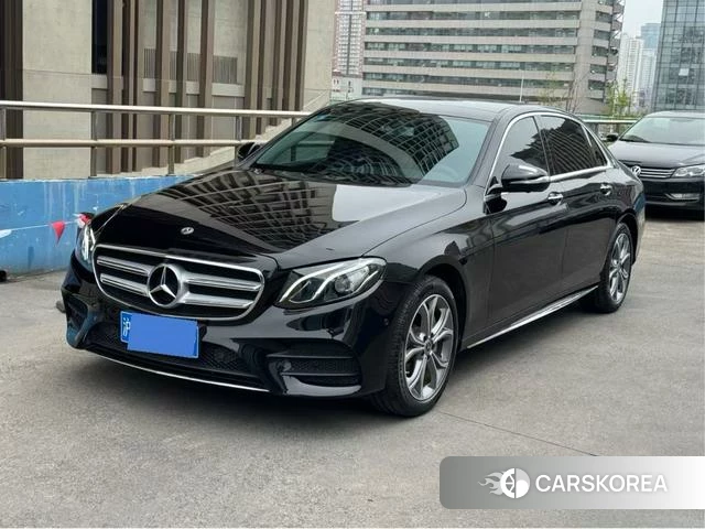 Mercedes-Benz E-class id 4239210 из Китая 3