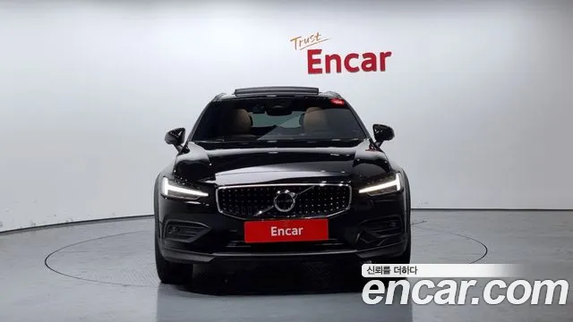 Volvo V60 Cross-Country 2nd Generation id 2579809 из Кореи 13