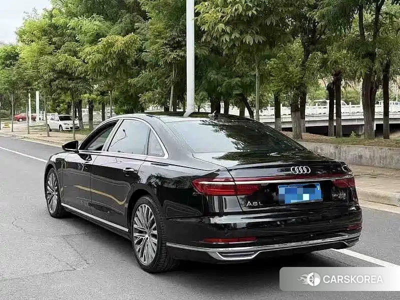 Audi A8 2019 Черный из Китая, фото 3