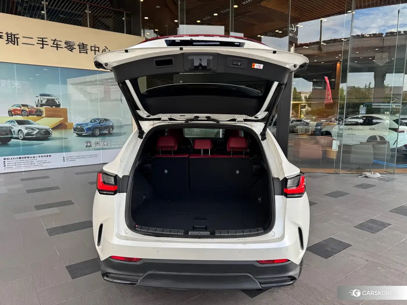 Lexus NX id 4539165 из Китая 11