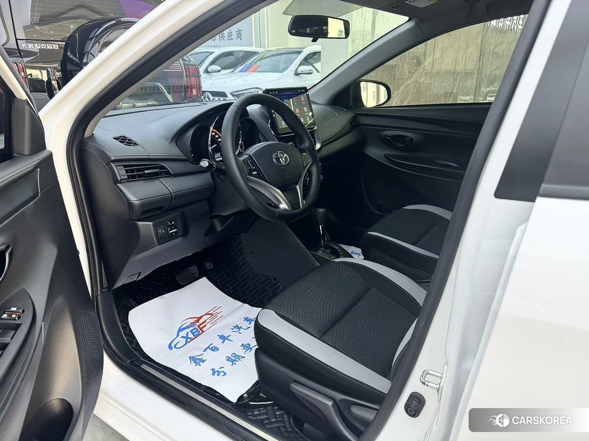 Toyota YARIS L Zhixuan 2021 Белый из Китая, фото 5