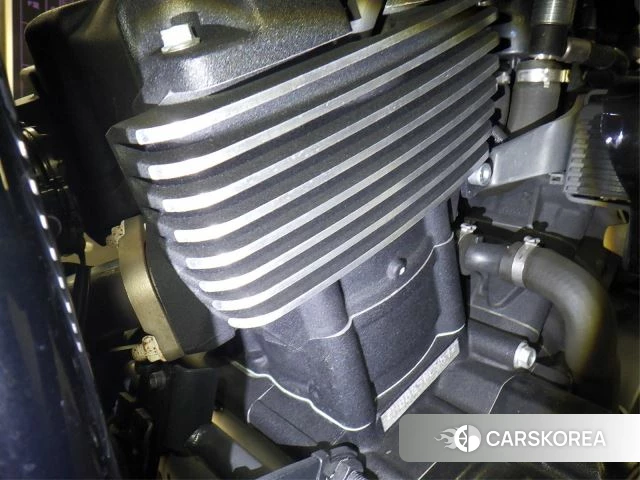 Engine photo