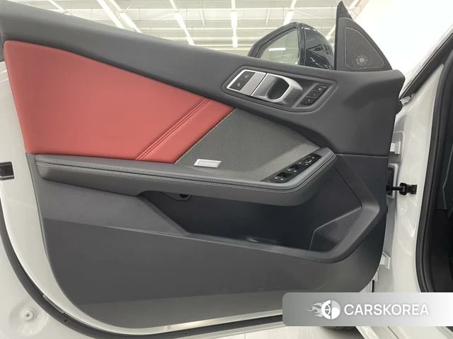 BMW 2 series id 4307250 из Китая 12