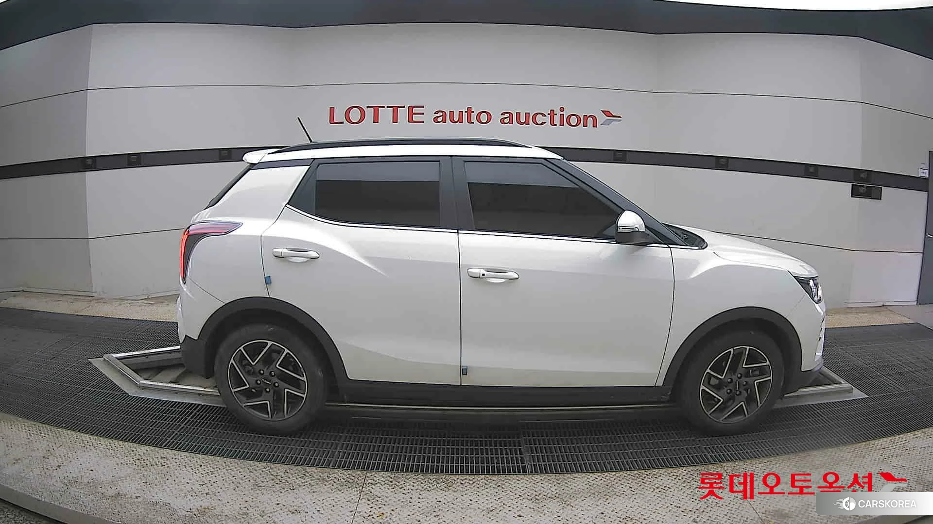 SsangYong Tivoli id 4352441 из Кореи 23