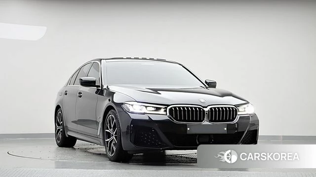 BMW 5 Series (G30) id 3935970 из Кореи 13