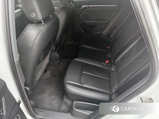 Audi Q3 2024 Белый из Китая, фото 3