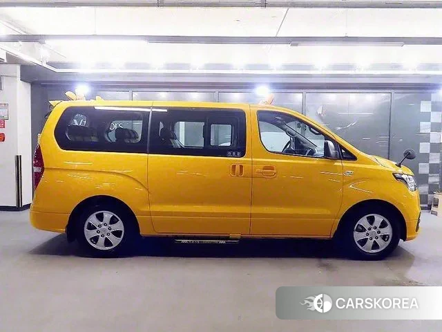 Hyundai The New Grand Starex id 3646919 из Кореи 13