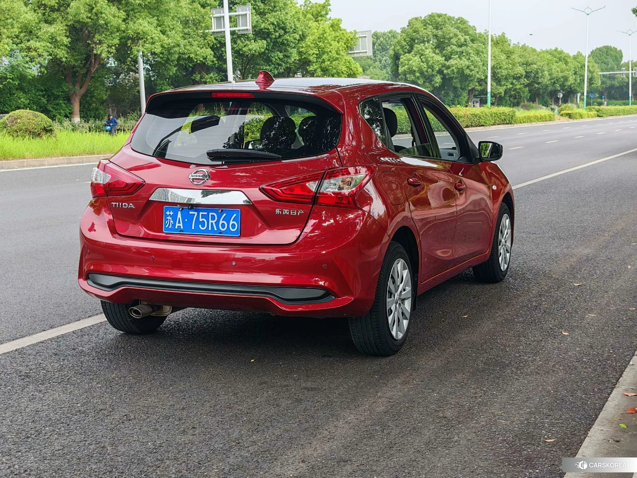 Nissan TIIDA id 4461970 из Китая 8