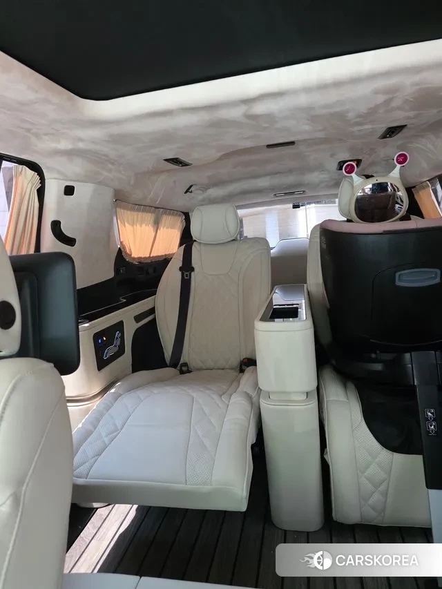 Cadillac Escalade 5th Generation 2021 Белый из Кореи, фото 3