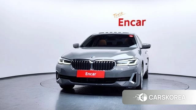 BMW 5 Series (G30) id 3866479 из Кореи 13