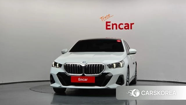 BMW 5 Series (G60) id 4783498 из Кореи 22
