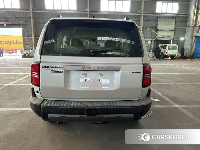 Toyota Prado (imported) 2025 Белый из Китая, фото 3