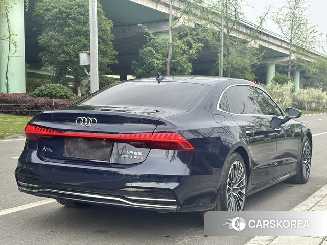 Audi A7L id 4276802 из Китая 13