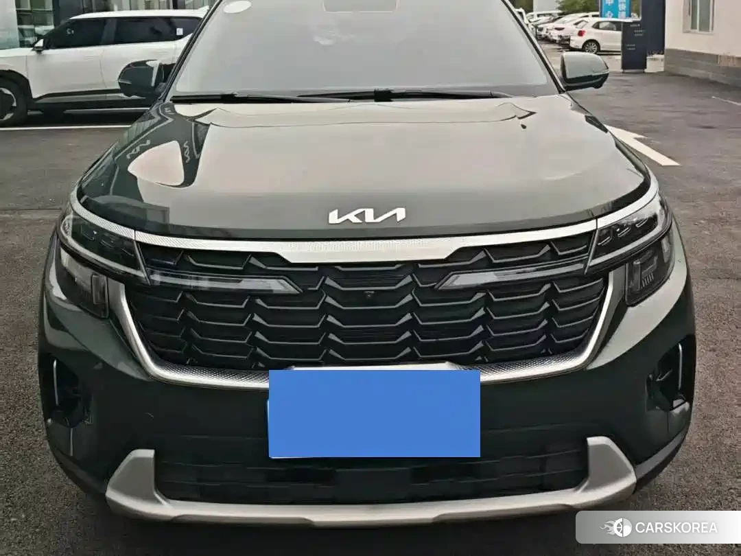 Kia Seltos 2026 Зеленый из Китая, фото 3