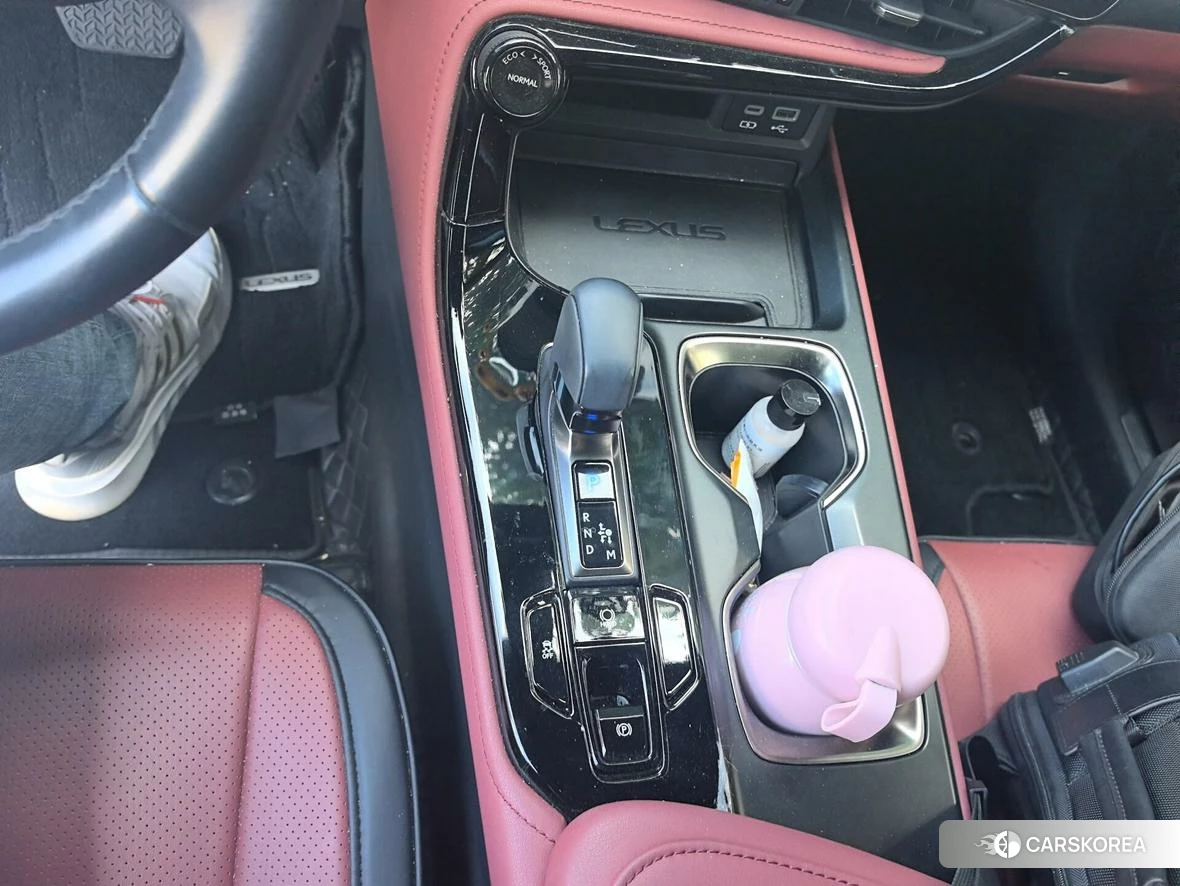 Lexus NX id 4514772 из Китая 10