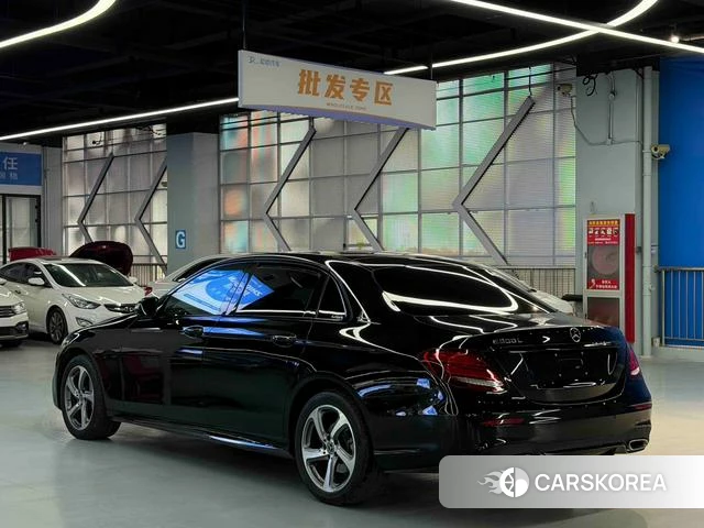 Mercedes-Benz E-class id 4219295 из Китая 18