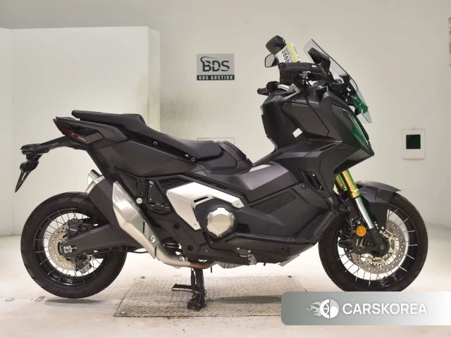 Проданный Honda X-ADV 750 2024 из Японии