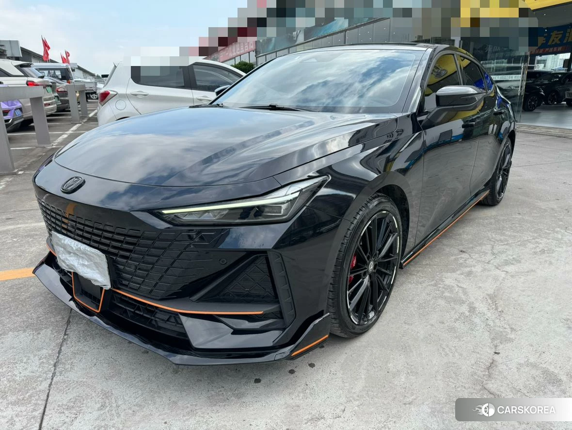 Chang'an UNI-V 2023 Черный из Китая, фото 3