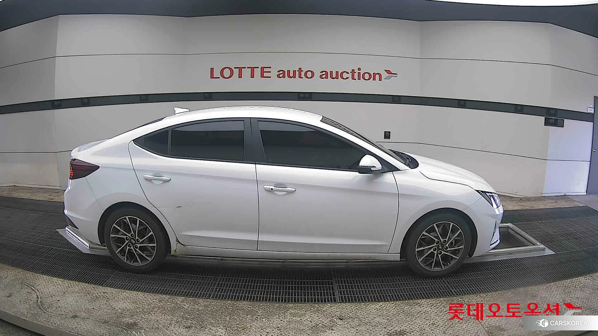 Hyundai Avante id 3869376 из Кореи 23