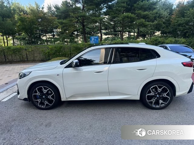 BMW X2 (U10) 2025 Белый из Кореи, фото 3