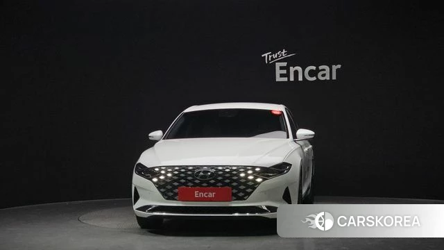 Hyundai The New Grandeur IG Hybrid id 4231424 из Кореи 23