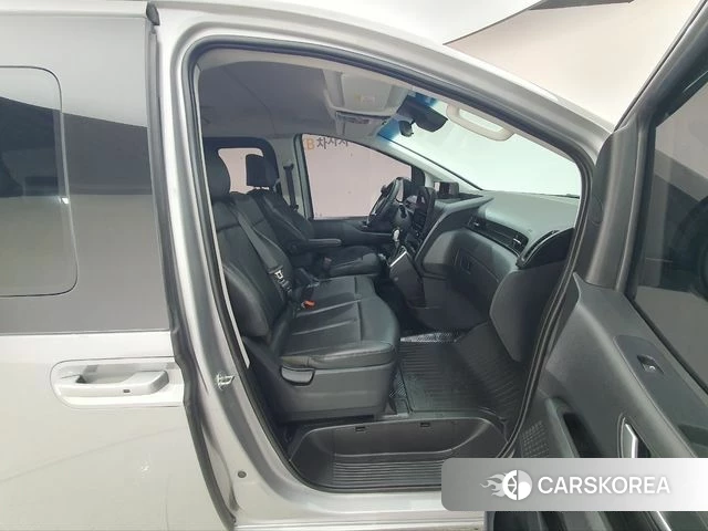 Hyundai Staria id 4871221 из Кореи 13