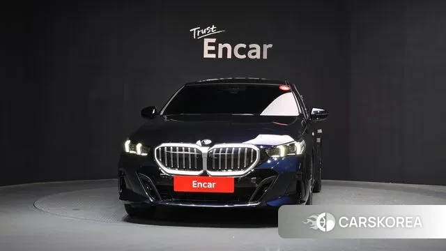 BMW 5 Series (G60) id 3462273 из Кореи 13