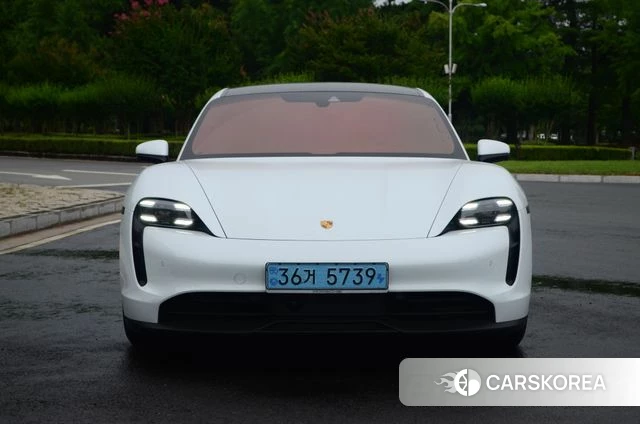 Porsche Taycan id 4535345 из Кореи 13