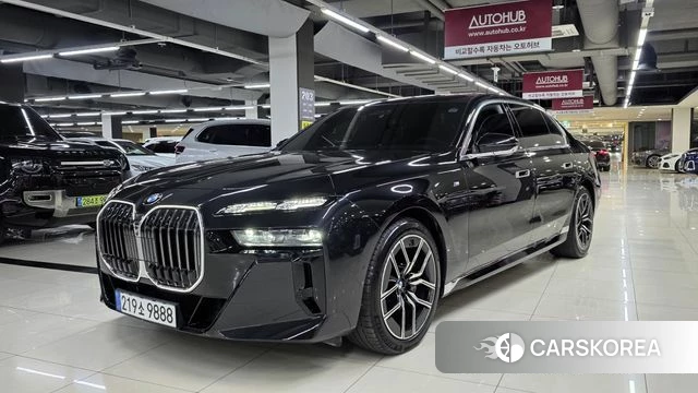 BMW 7 Series (G70) id 4280944 из Кореи 13