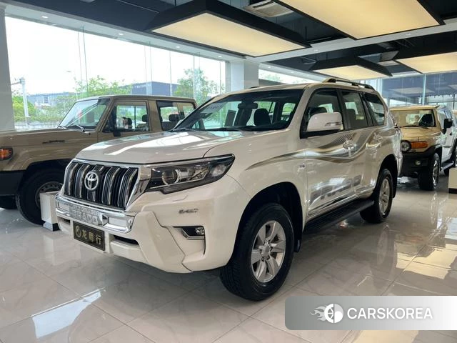 Toyota Prado (imported) 2023 Белый из Китая, фото 3