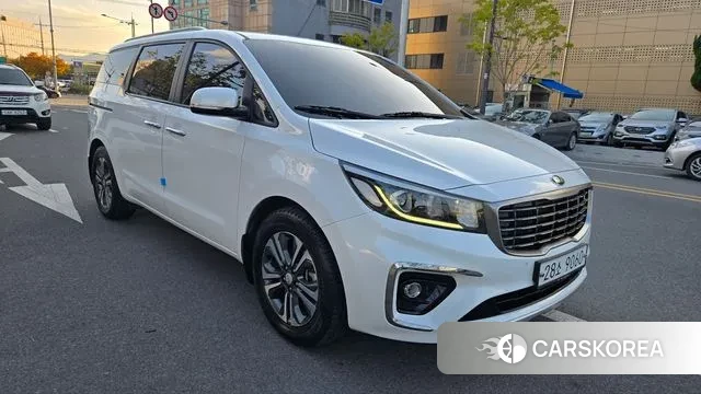 Kia The New Carnival id 3315536 из Кореи 13