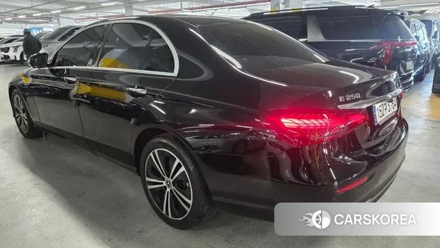 Mercedes-Benz E-Class W213 id 3635606 из Кореи 13