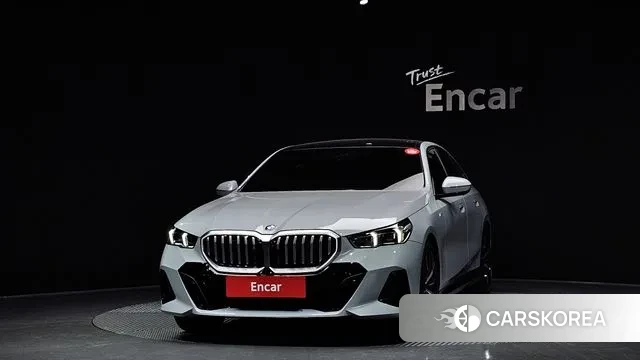 BMW 5 Series (G60) id 3554736 из Кореи 13