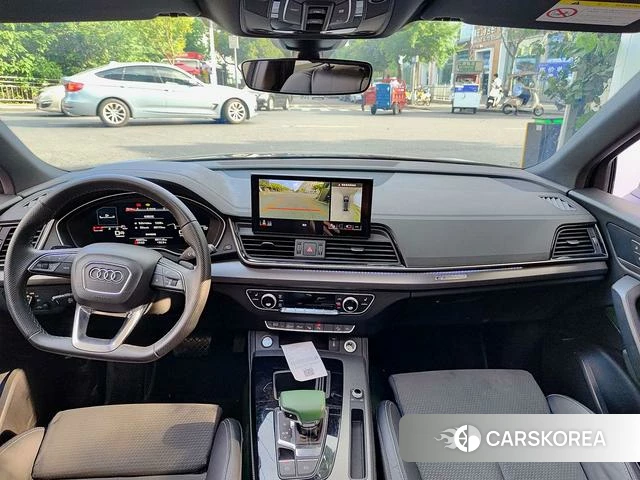 Audi Q5L Sportback 2023 Черный из Китая, фото 3
