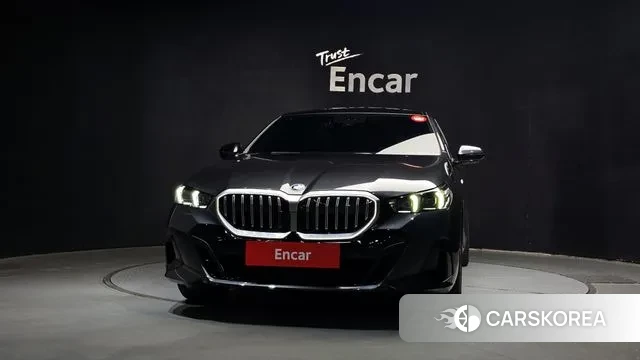 BMW 5 Series (G60) id 3711213 из Кореи 13