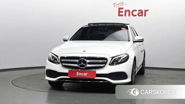 Mercedes-Benz E-Class W213 id 4483198 из Кореи 23