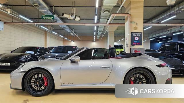 Porsche 911(992) id 4511097 из Кореи 13