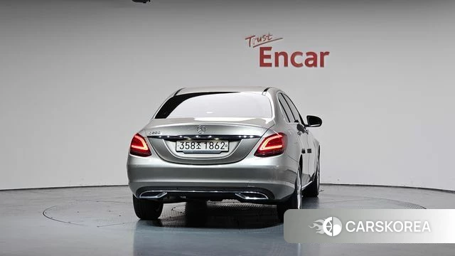 Mercedes-Benz C-Class W205 id 4245405 из Кореи 23
