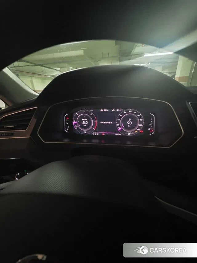 Volkswagen Tiguan second Generation 2021 Черный из Кореи, фото 3