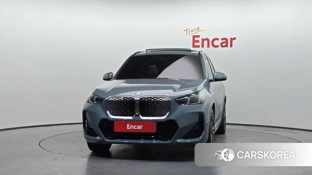 BMW iX1 (U11) id 4560565 из Кореи 13