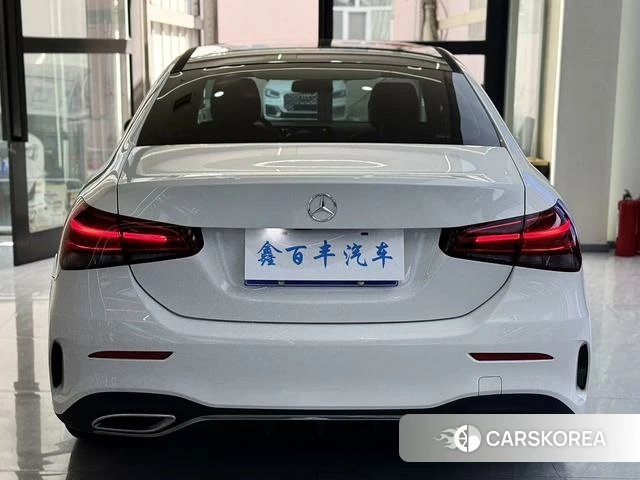 Mercedes-Benz Class A 2022 Белый из Китая, фото 5