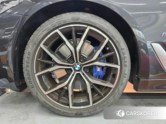 BMW 5 Series (G30) 2022 Серый из Кореи, фото 3