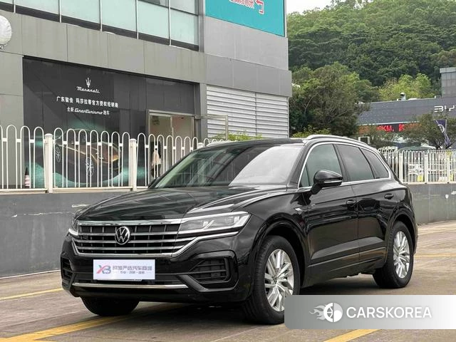 Volkswagen Touareg id 4261685 из Китая 12