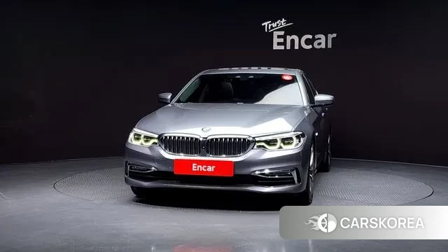 BMW 5 Series (G30) id 3429347 из Кореи 13