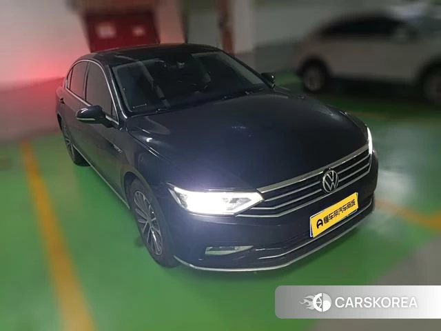 Volkswagen Magotan 2021 Черный из Китая, фото 3