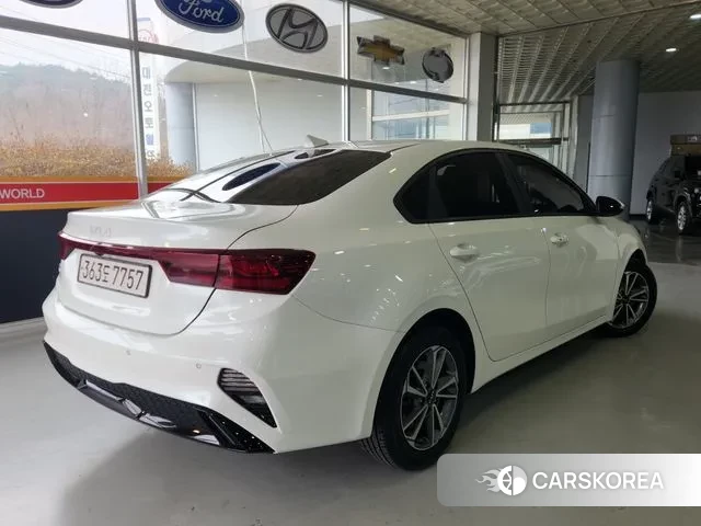 Kia The New K3 2nd generation 2021 Белый из Кореи, фото 3