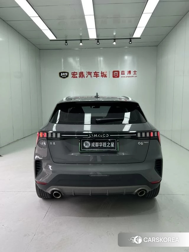 Lynk 06 EM-P 2021 Темно-серый из Китая, фото 3