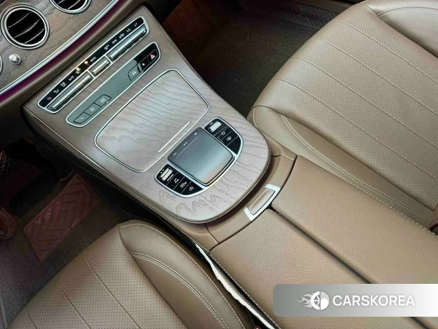 Mercedes-Benz E-class id 4209602 из Китая 11
